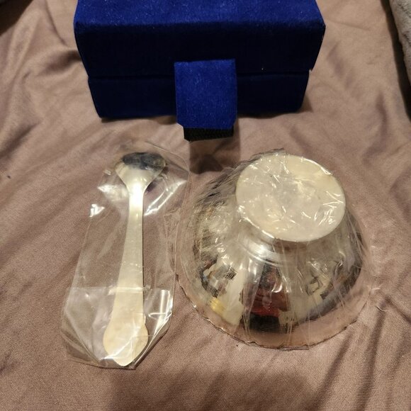 Vintage Silver Plated Bowl & Spoon Set With Velvet Box - Ornate Design - 3.5" Bo - Picture 7 of 8